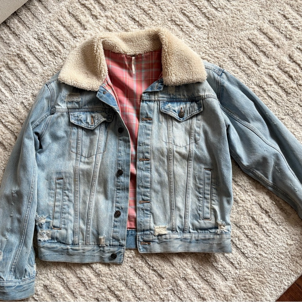Light Wash Denim Sherpa Collar Jacket with Pink Plaid Lining